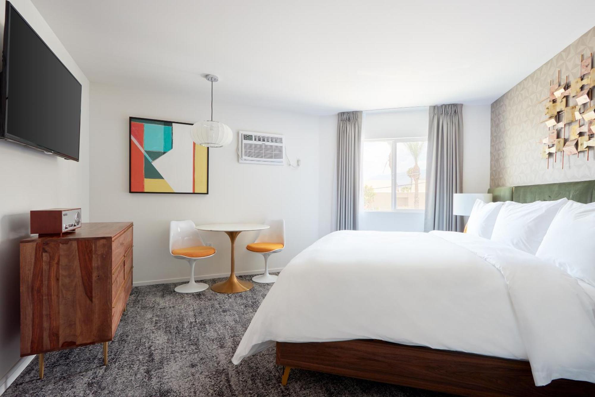 The Cole (adults Only) 4*